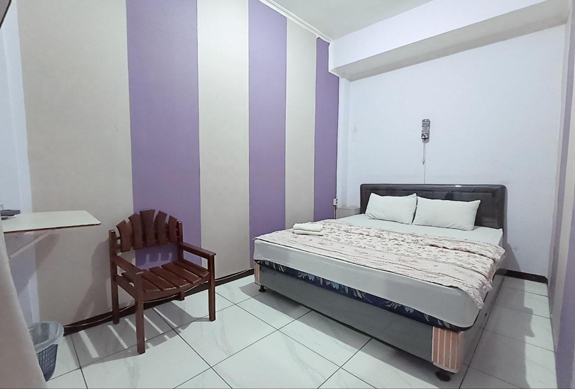 Hotel Bintang Маланг Екстер'єр фото